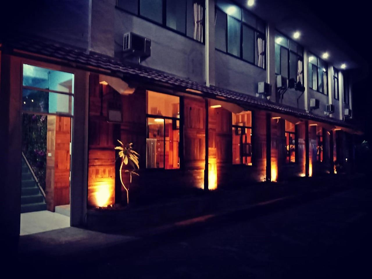 Meotel بوروكيرتو المظهر الخارجي الصورة