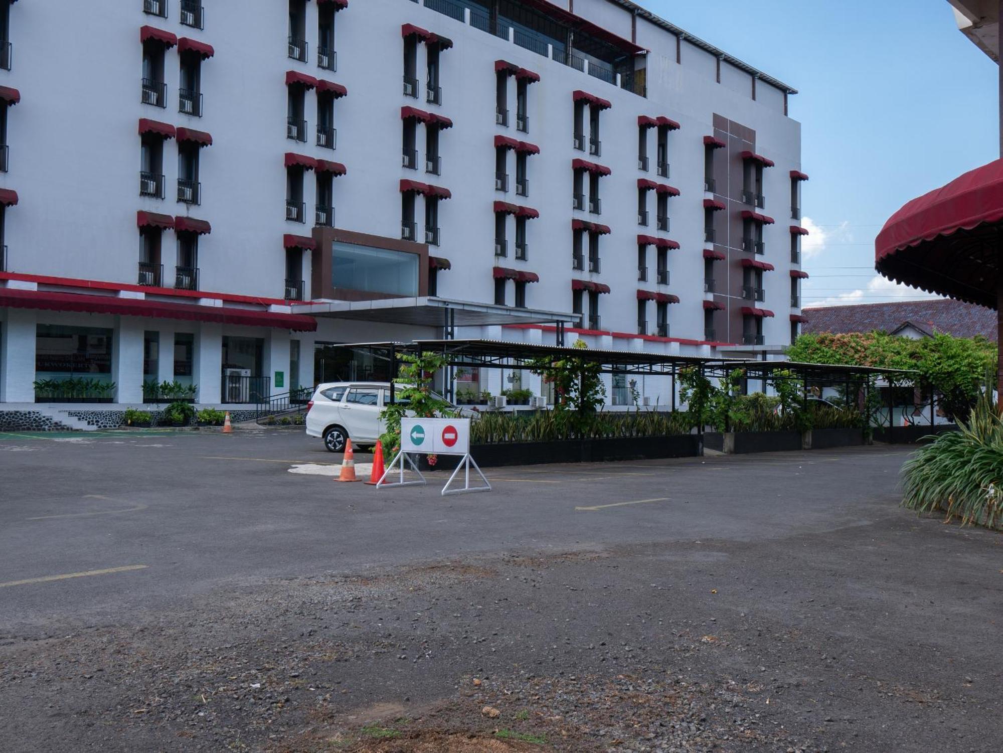 Meotel بوروكيرتو المظهر الخارجي الصورة